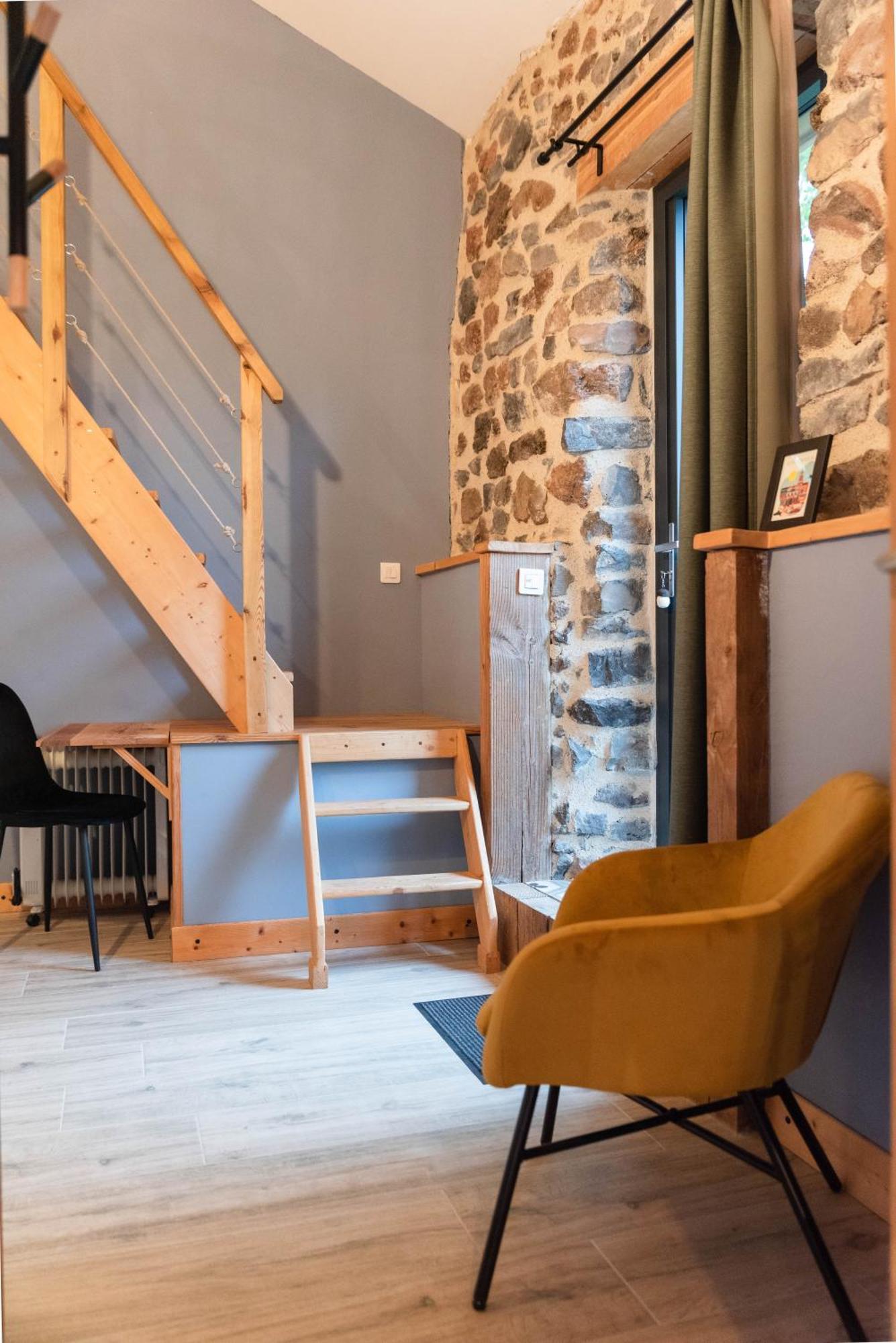 Les Balcons De La Terrasse Bed & Breakfast Arsac-en-Velay Екстериор снимка